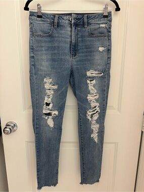 American Eagle Outfitters Light Blue Ripped Skinny Jeans